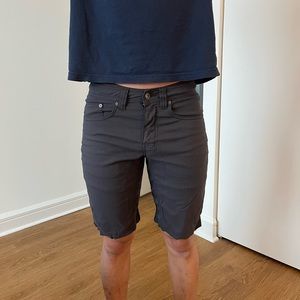Men’s Prana Shorts Waist 28in